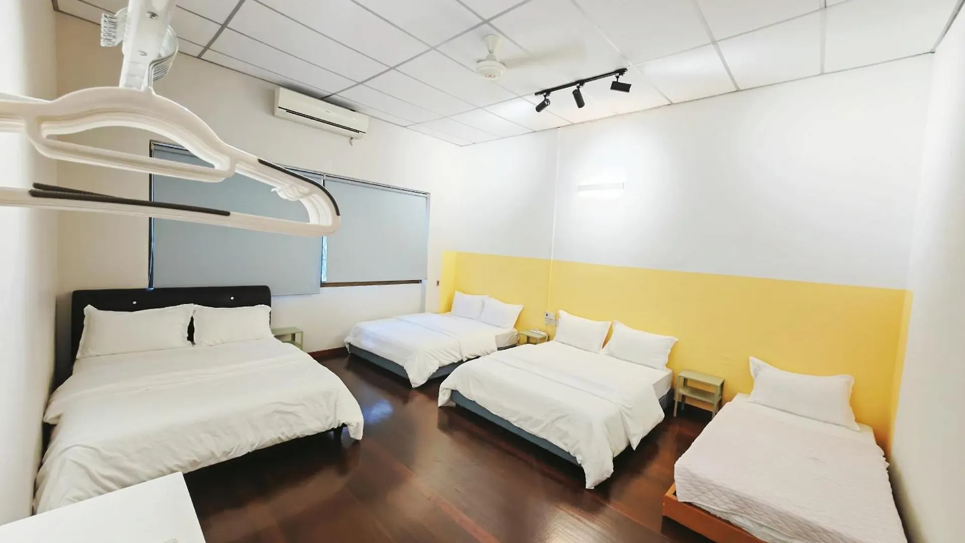 Vakantiehuis 7 Home4Stay Peaceful Gurneyterrace 4Br15Pax Shops & Eateries George Town Maleisië